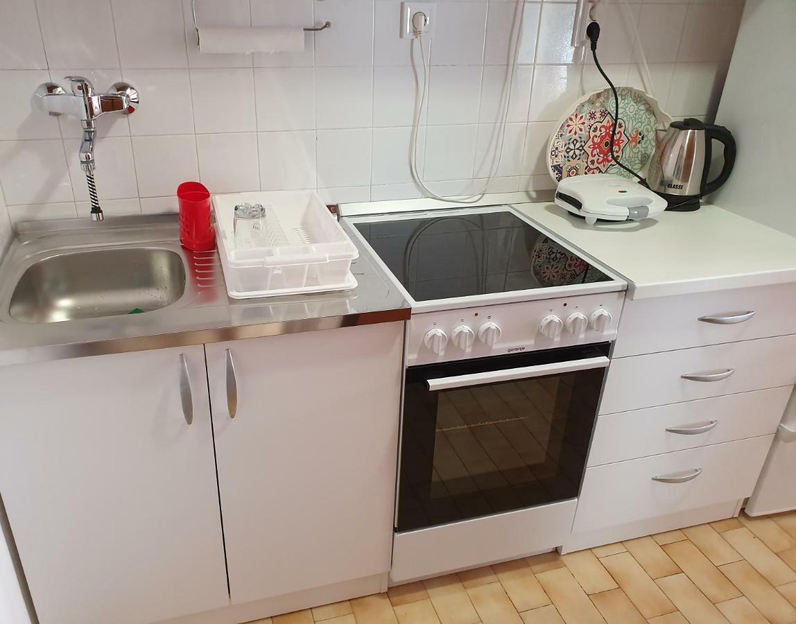 Apartment DINA Omiš Buitenkant foto